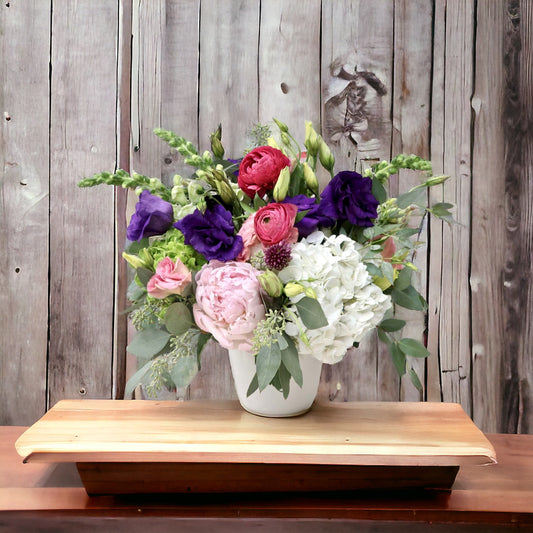Pink roses hydrangeas vase arrangement- Mother’s Day Flowers Chicago, IL